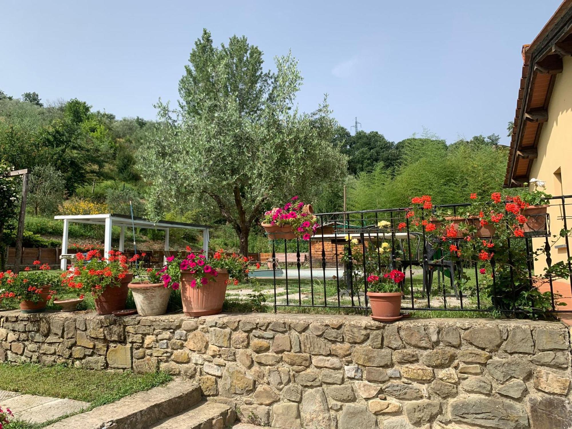 Guest House Torre Guelfa,Giaggiolaia Via San Martino Altoreggi 20 菲利内瓦尔达诺 外观 照片